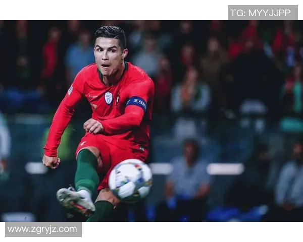 全球最受欢迎的足球明星是谁引发了怎样的热议与关注