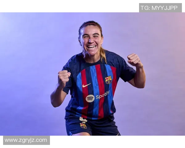 全球街头美女足球明星的魅力与风采展现 全球街头美女足球明星的魅力与风采展现