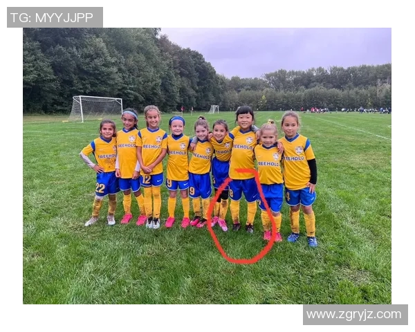 足球场上的O型腿传奇明星们如何克服身体缺陷成就辉煌职业生涯