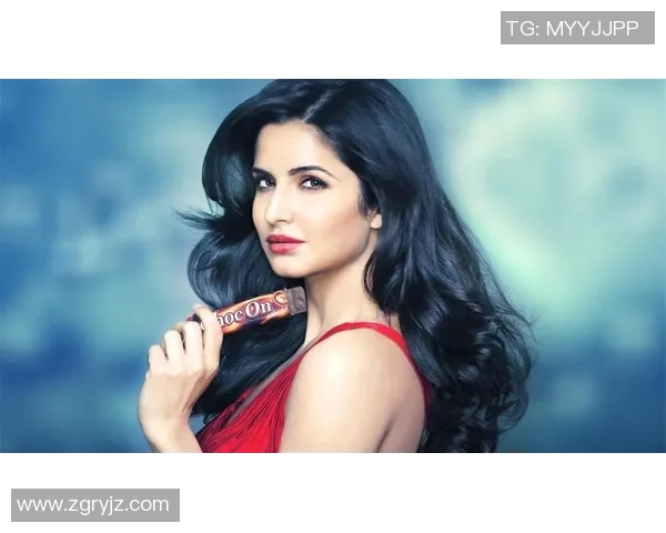 足球明星与雪茄的魅力对比展现各自风采与个性之美 足球明星与雪茄的魅力对比展现各自风采与个性之美